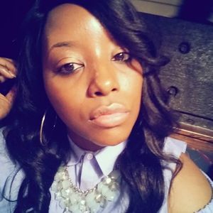 Meet your Posher, Denisha